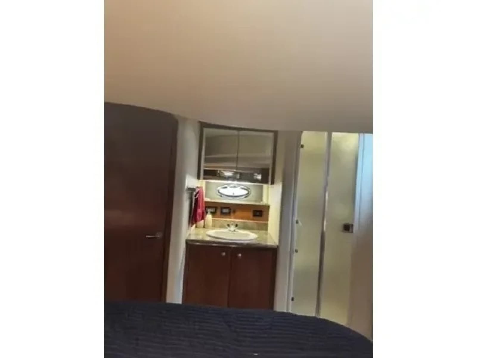 2008 Cruisers Yachts 460 Express