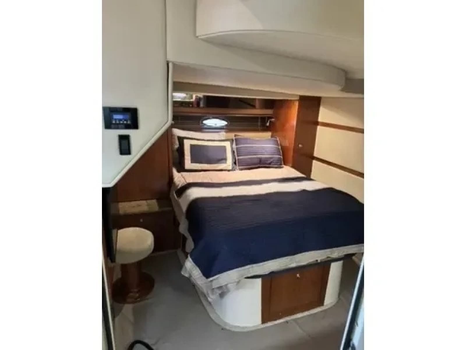 2008 Cruisers Yachts 460 Express