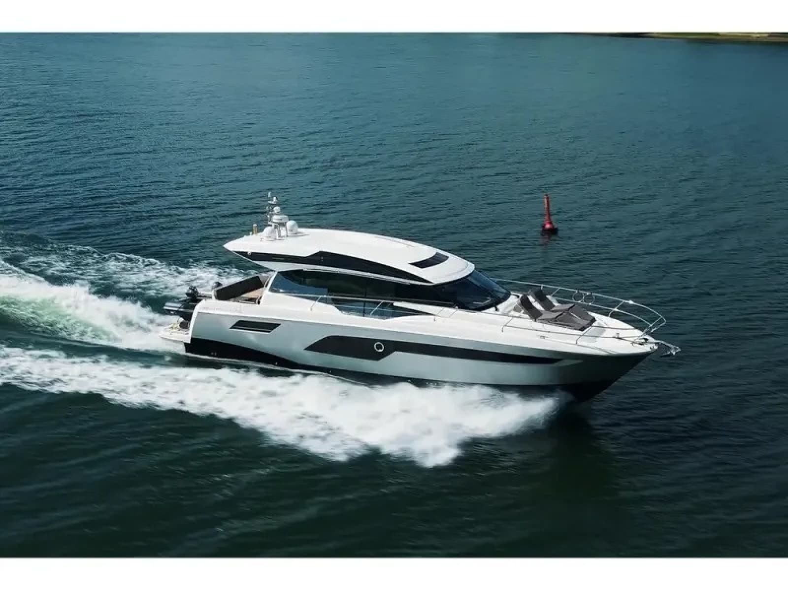2018 Prestige 520S