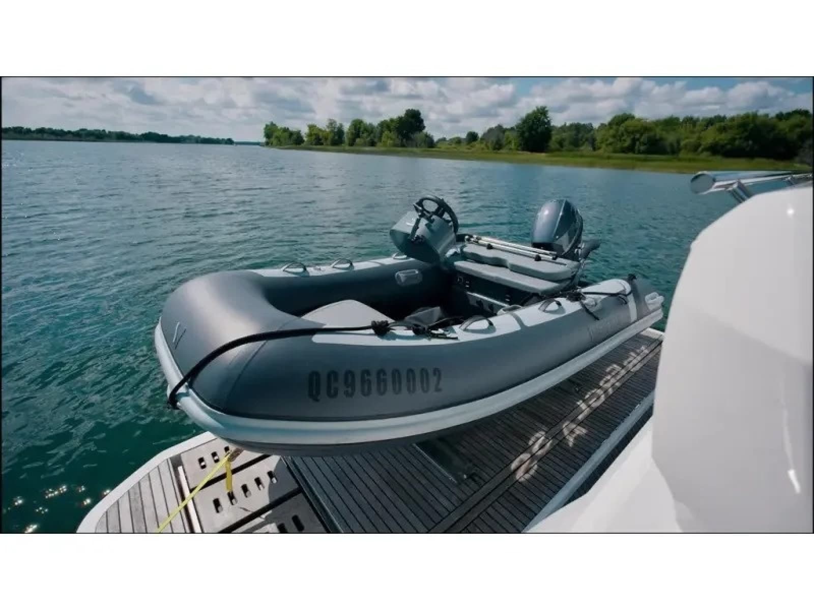 2018 Prestige 520S
