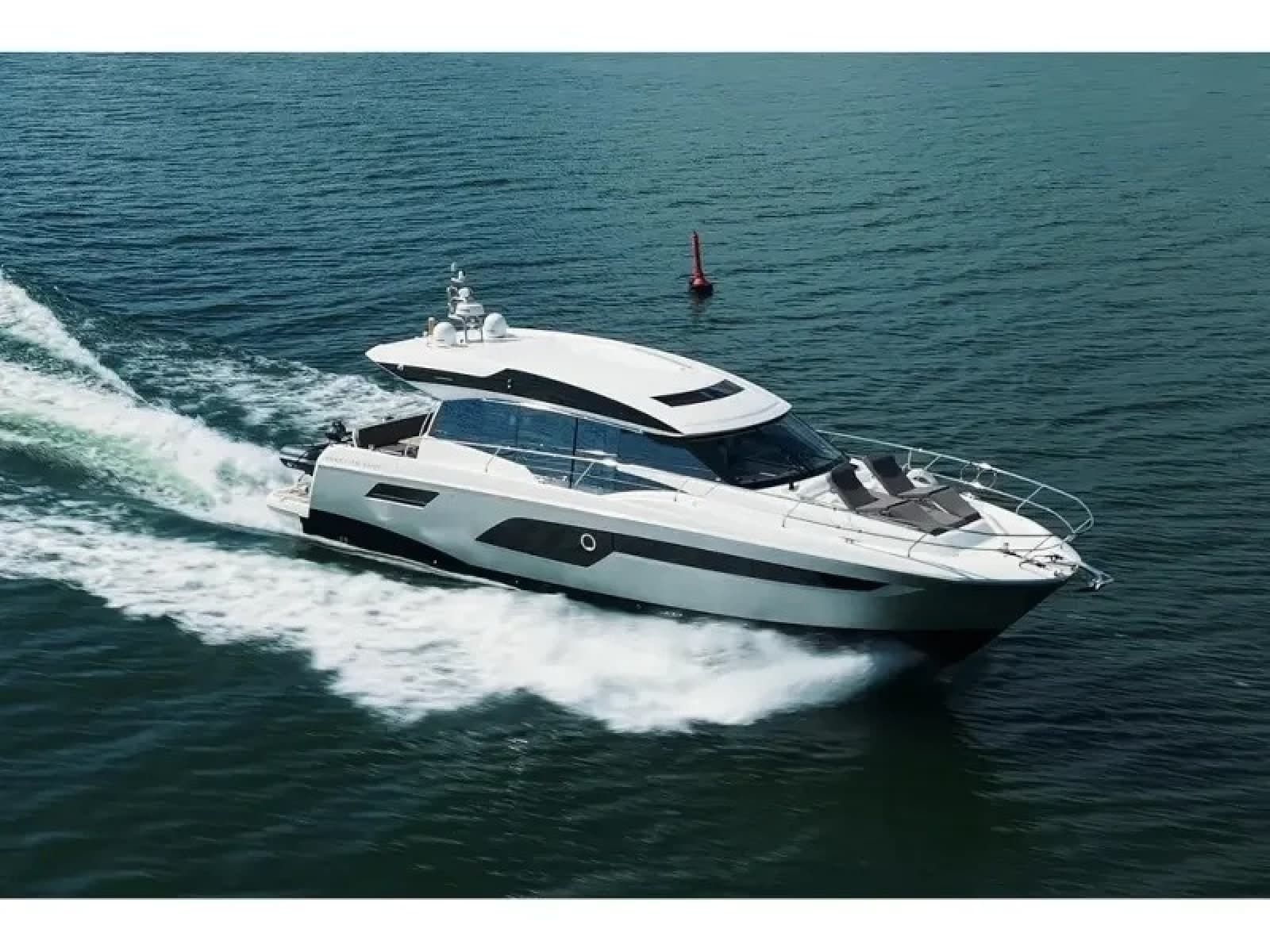 2018 Prestige 520S