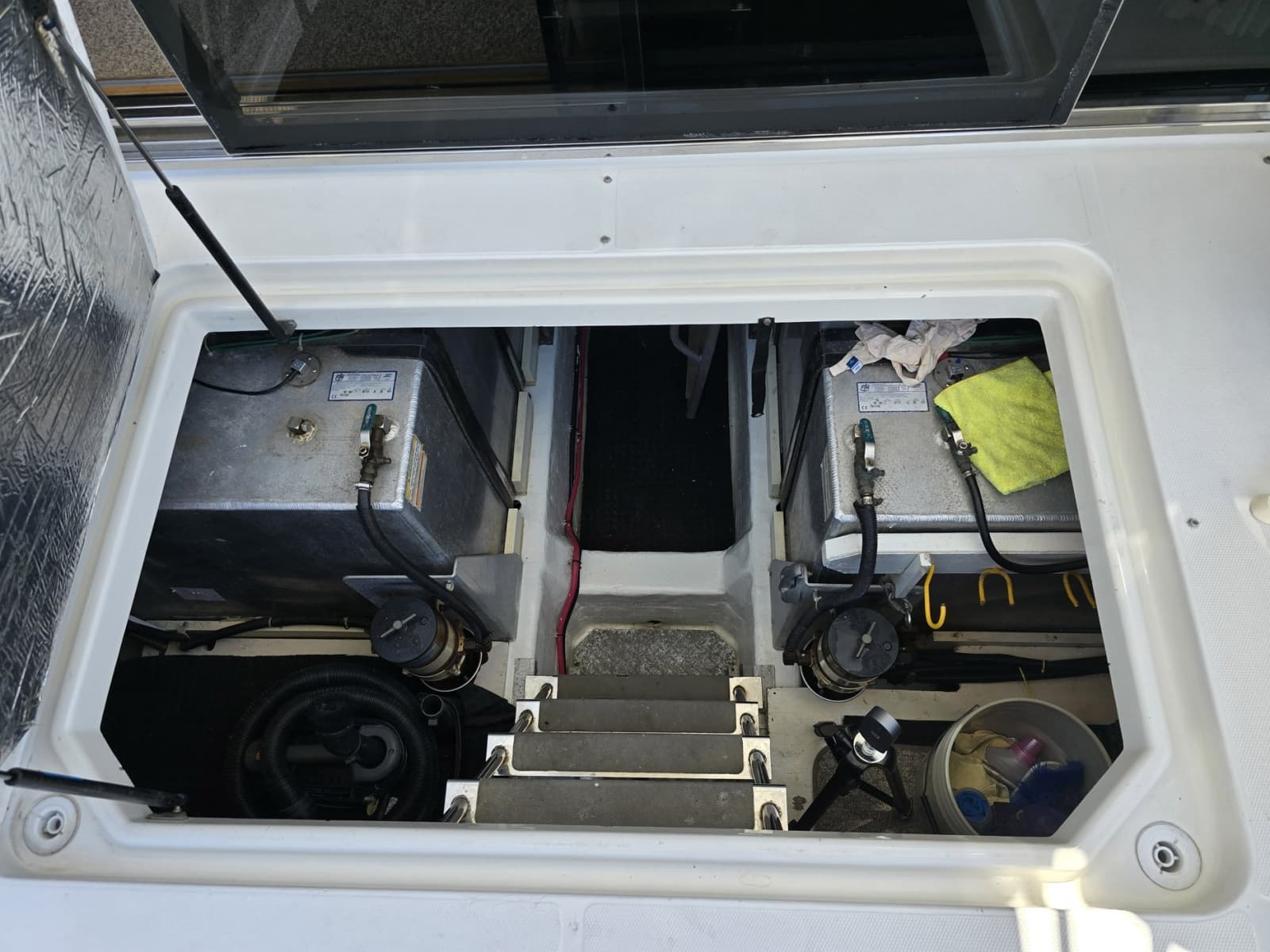 2001 Carver 570 Voyager Pilothouse