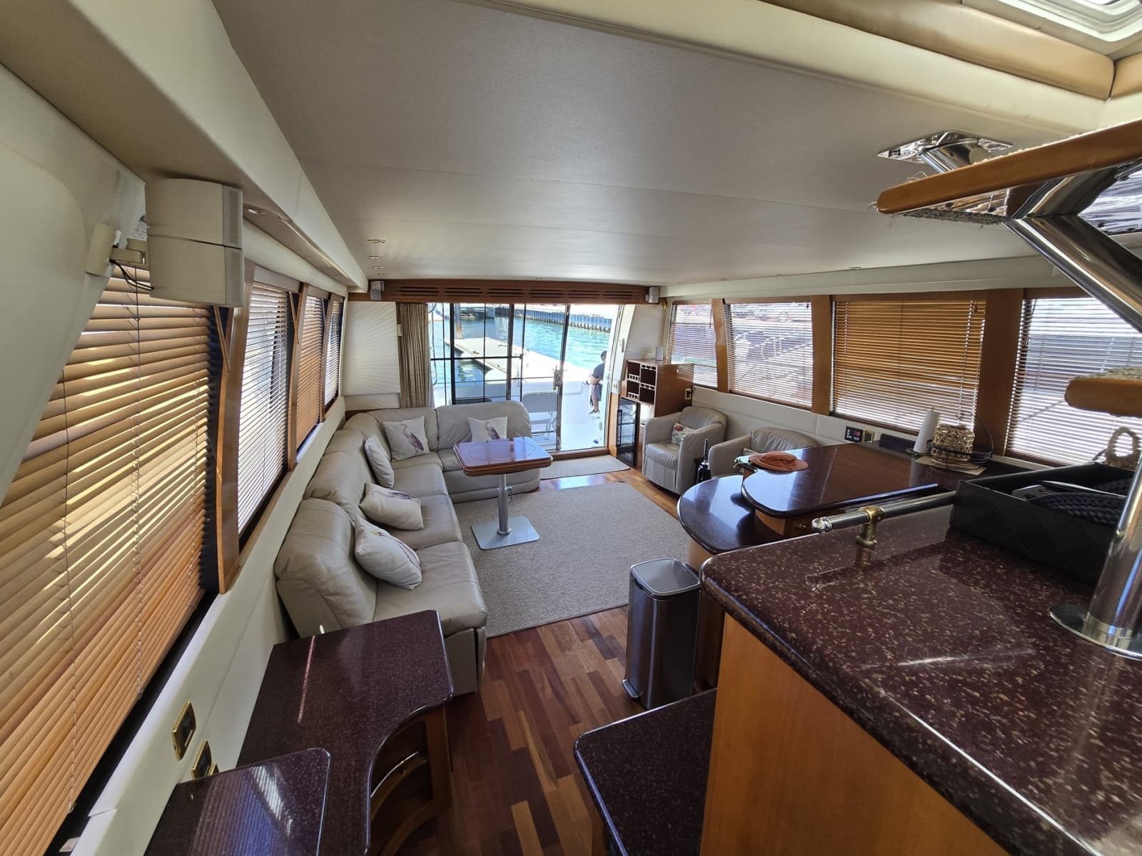 2001 Carver 570 Voyager Pilothouse