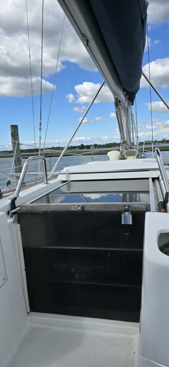 1998 Hunter 410