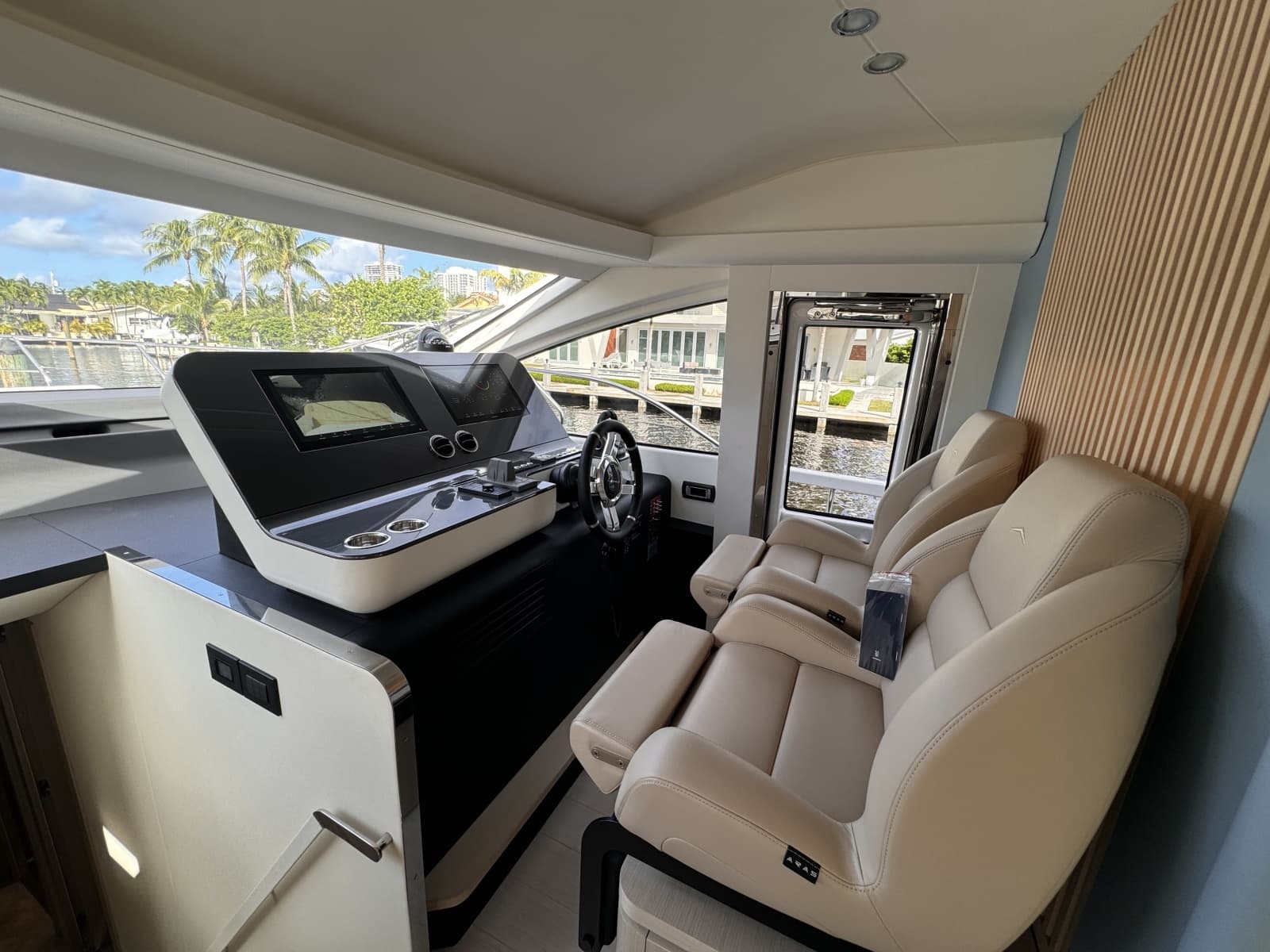 2025 Azimut FLY 68