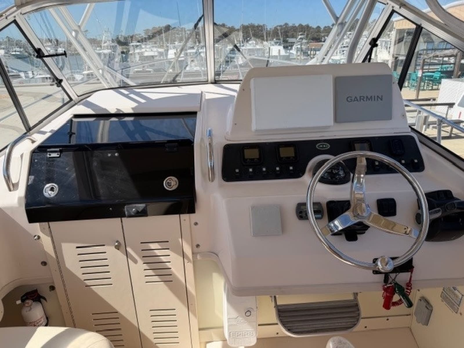2007 Grady-White 300 Marlin