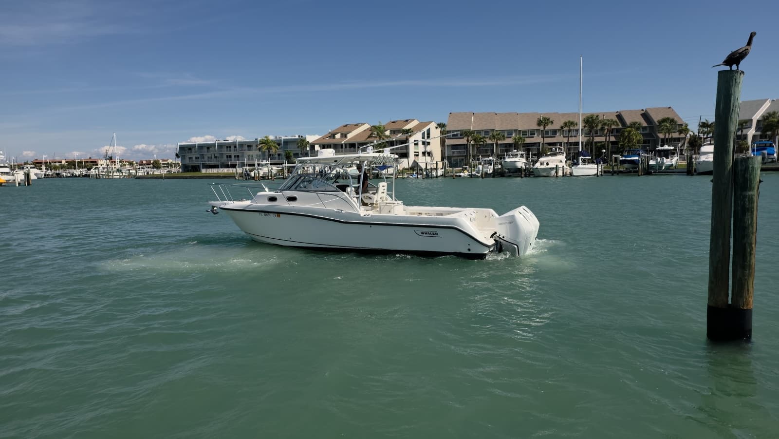 2007 Boston Whaler 305 Conquest