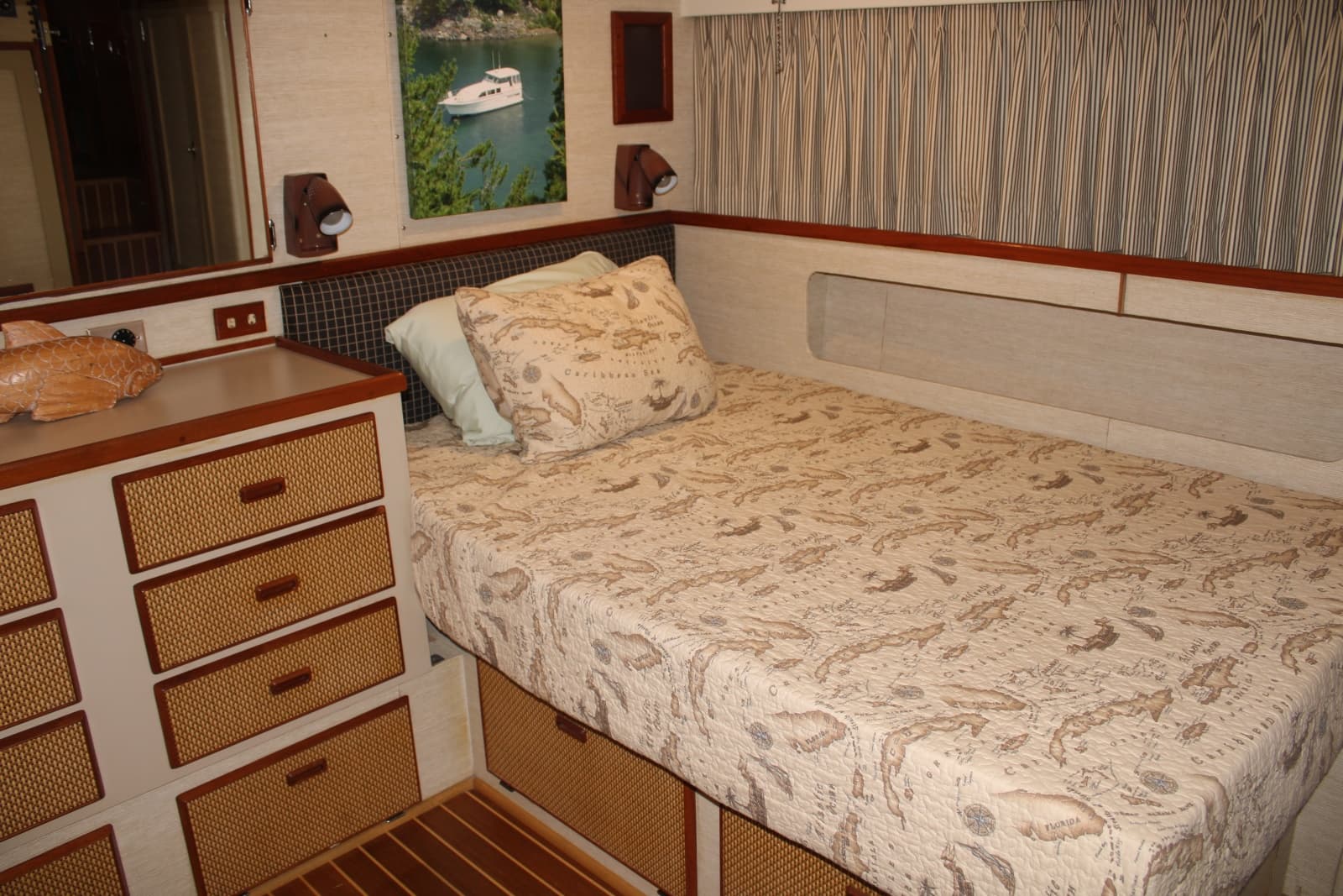42 ft Bertram - Master Cabin