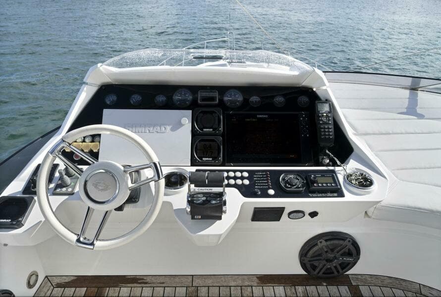 2016 Sunseeker Sport Yacht