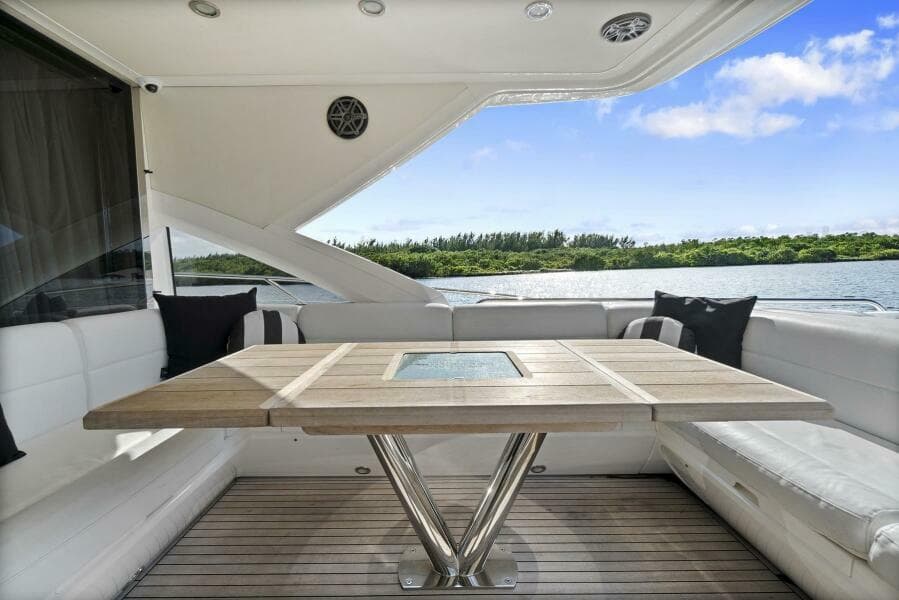 2016 Sunseeker Sport Yacht
