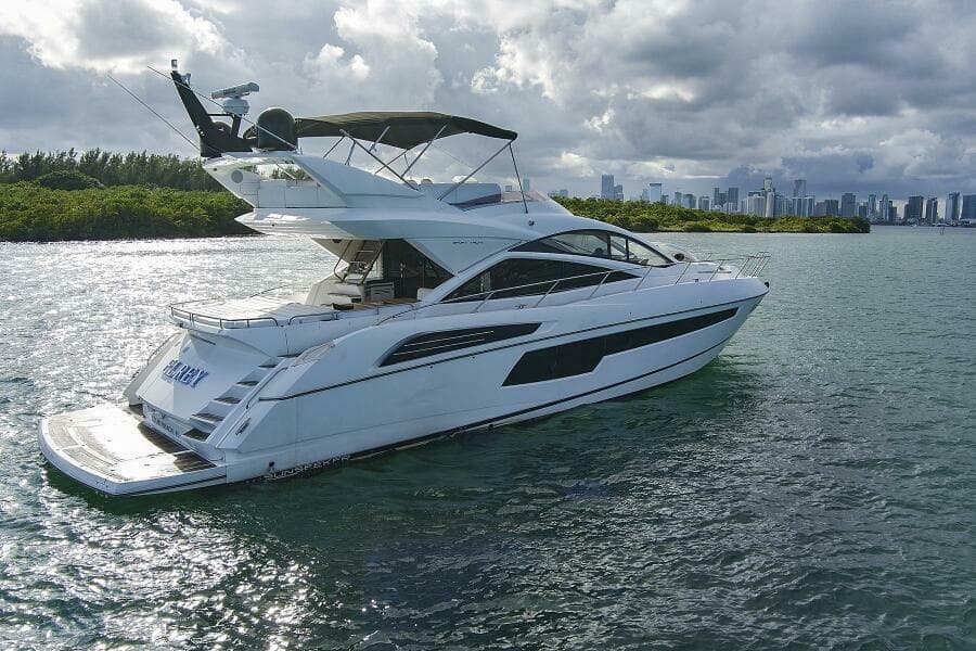 2016 Sunseeker Sport Yacht