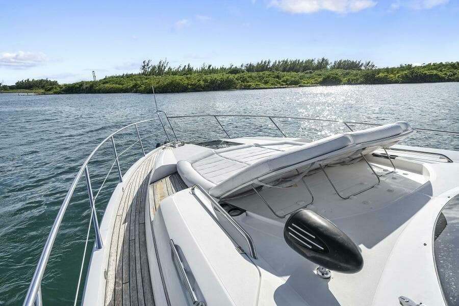 2016 Sunseeker Sport Yacht