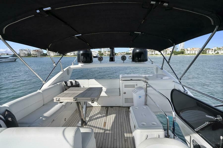 2016 Sunseeker Sport Yacht