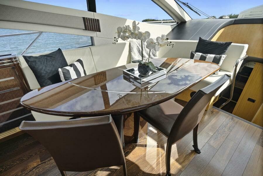 2016 Sunseeker Sport Yacht