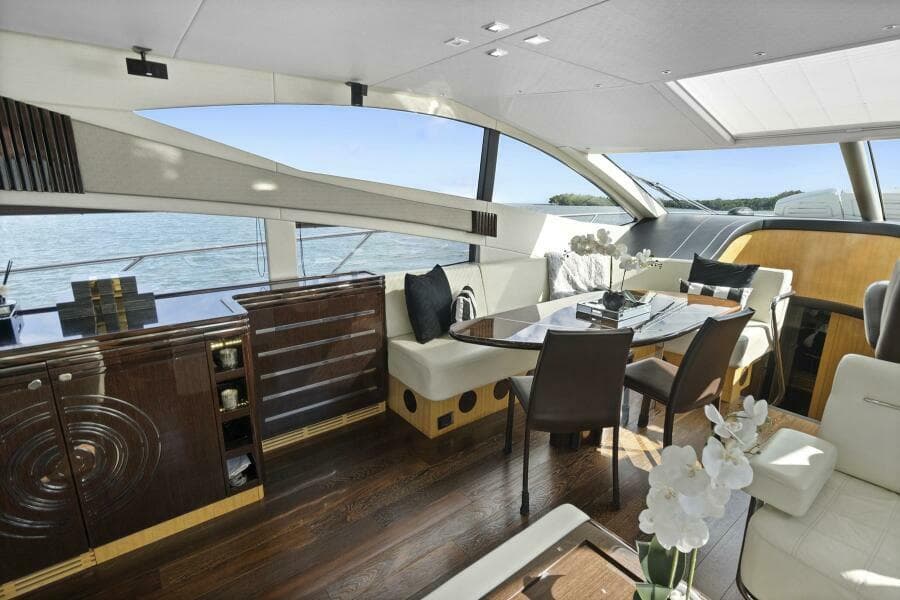 2016 Sunseeker Sport Yacht
