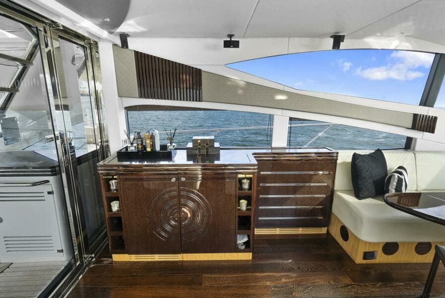 2016 Sunseeker Sport Yacht