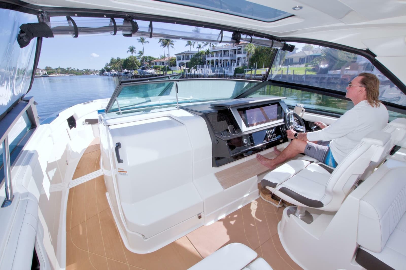 2021 Sea Ray SLX 400 Outboard