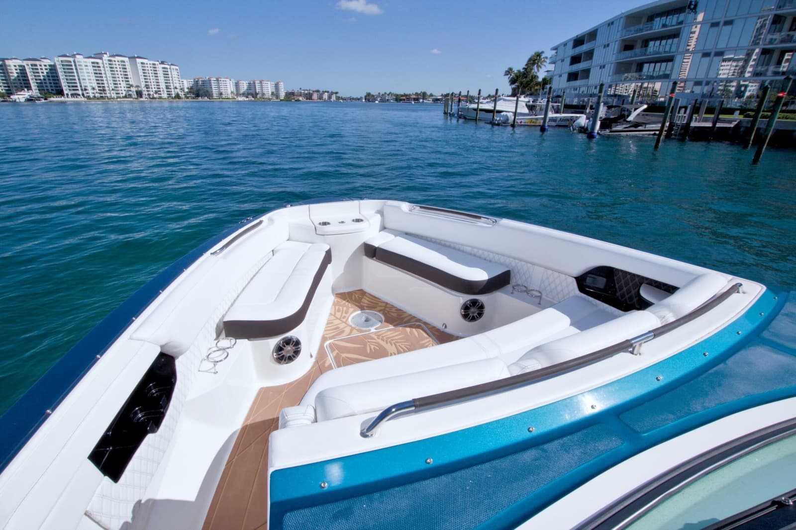 2021 Sea Ray SLX 400 Outboard