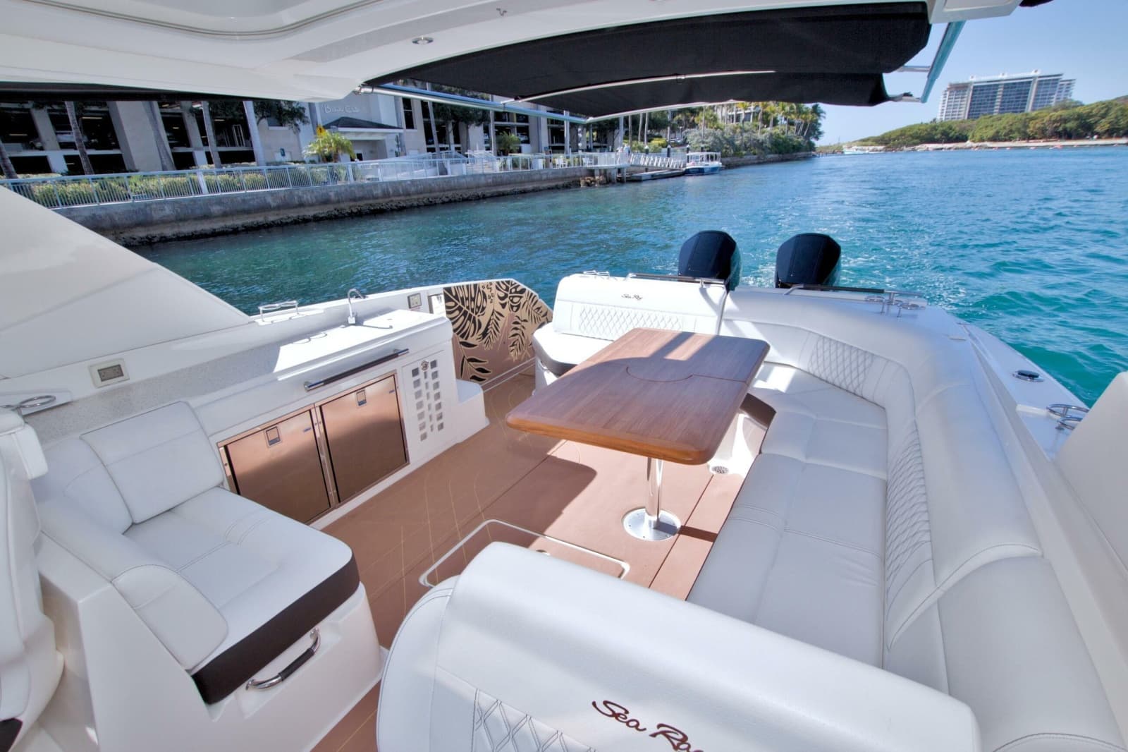 2021 Sea Ray SLX 400 Outboard
