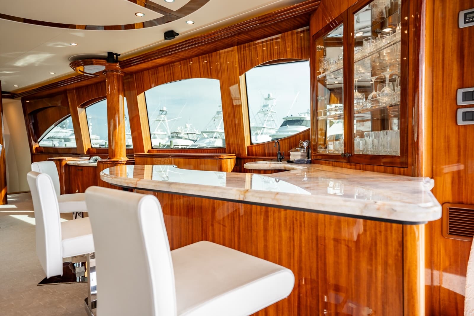 2012 Hatteras 