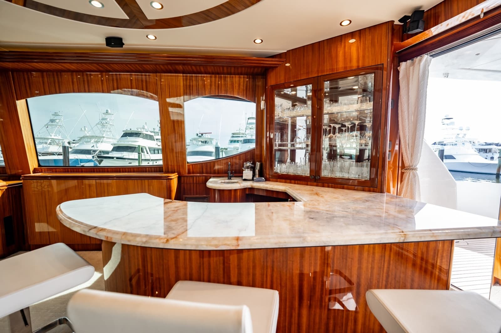 2012 Hatteras 