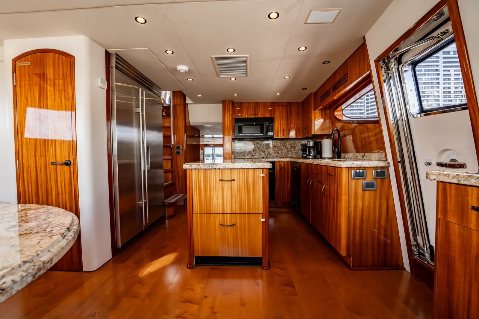 2012 Hatteras 