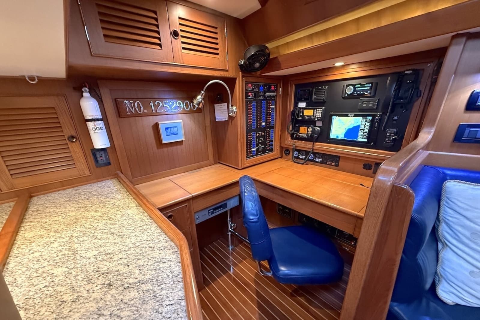 2014 Hylas 56
