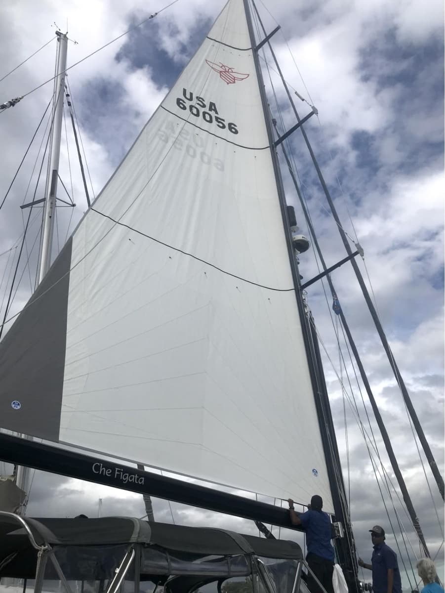 2014 Hylas 56