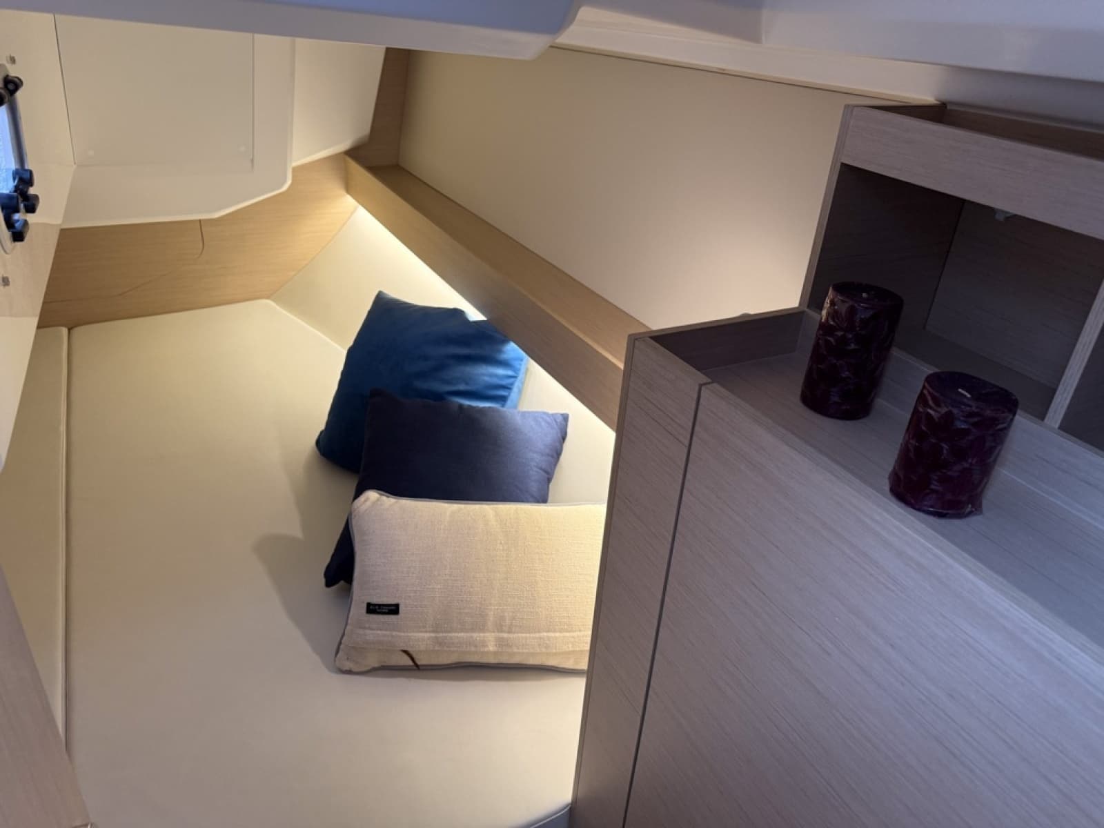 2023 Beneteau Oceanis 30.1