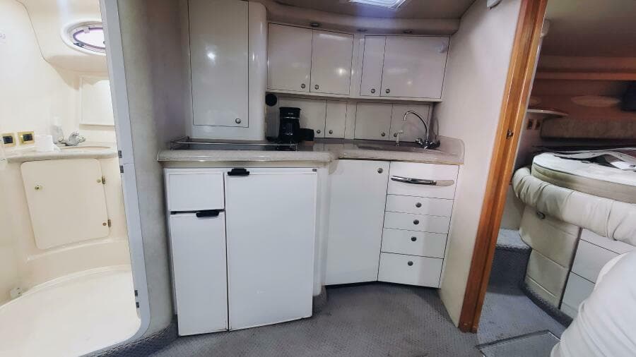 1997 Sea Ray 370