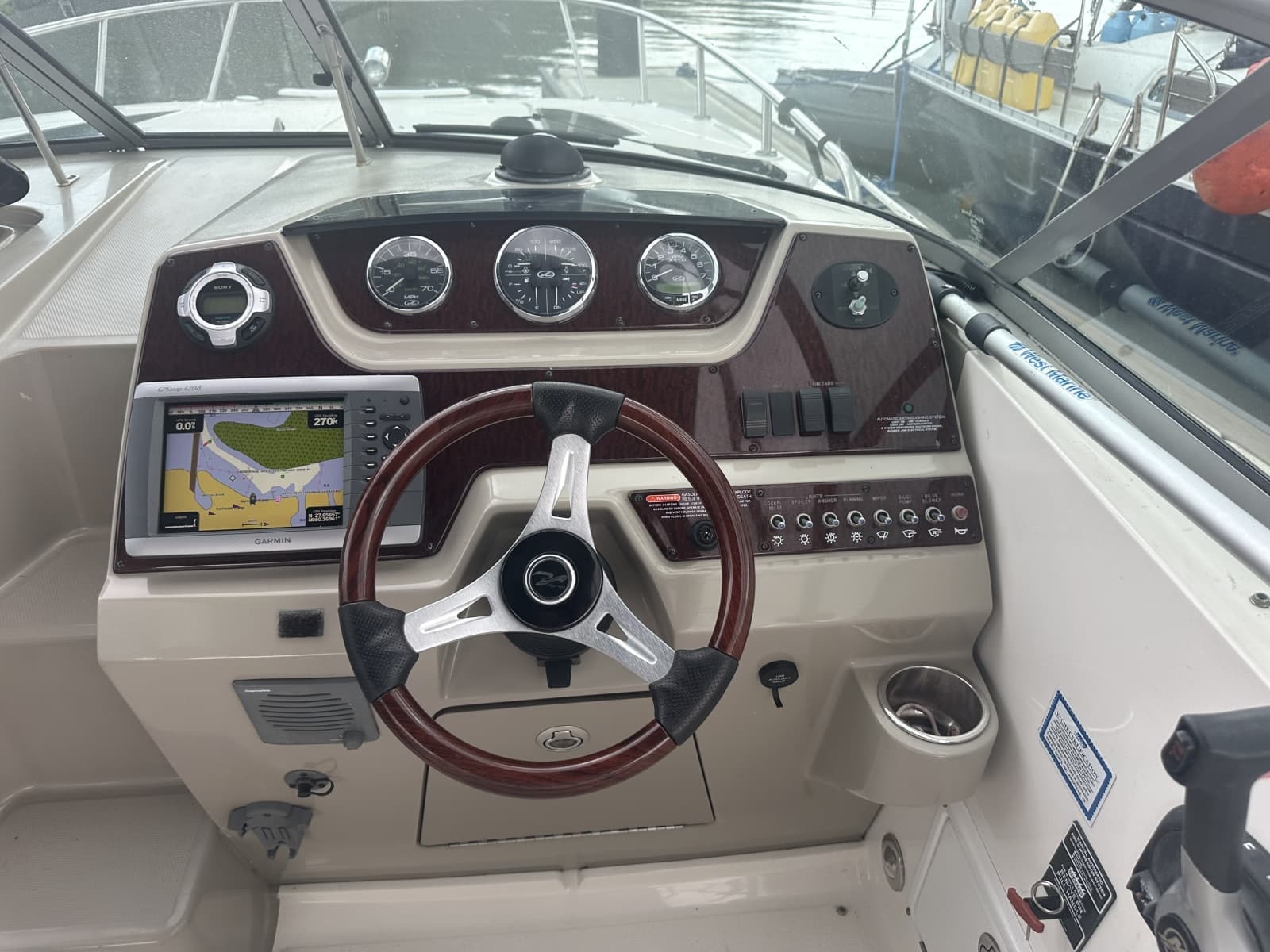 2011 Sea Ray 260 Sundancer