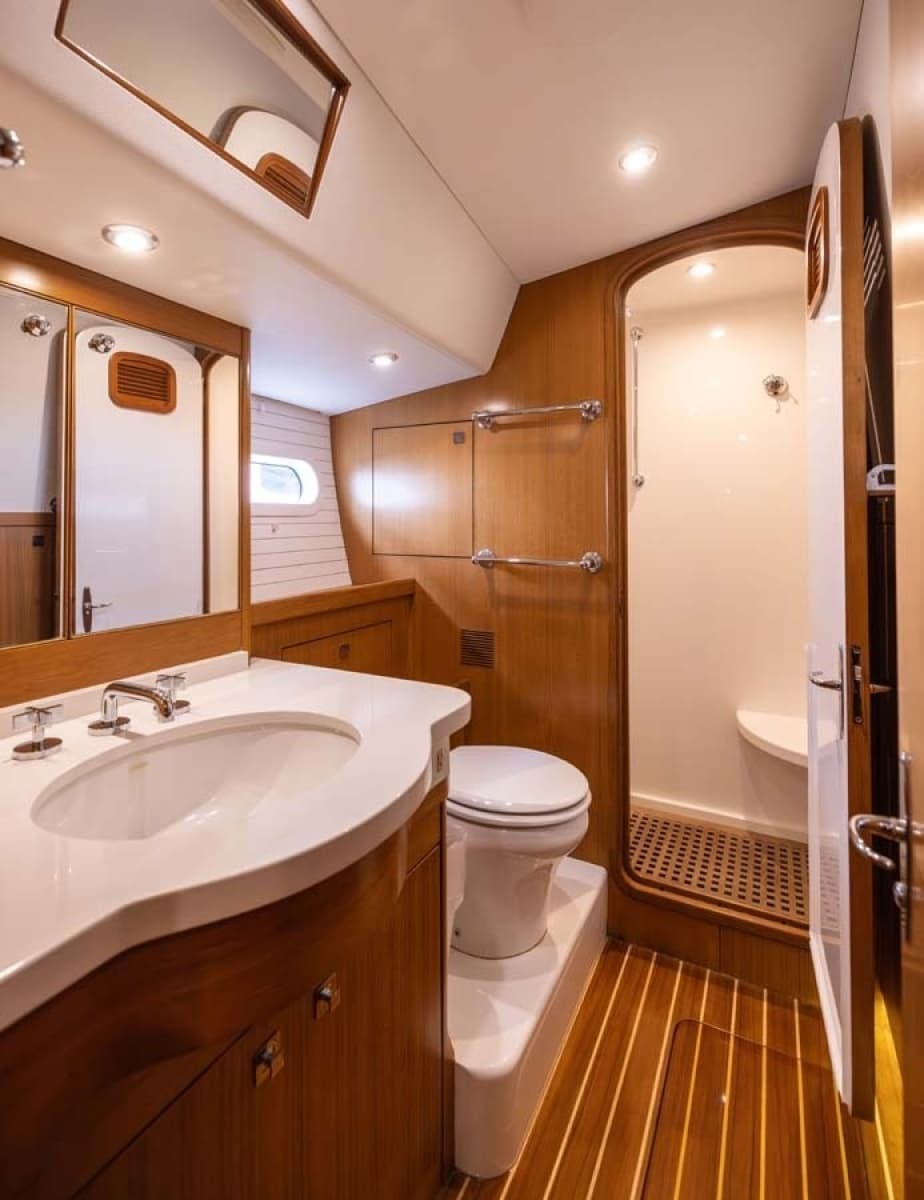 Owners Stateroom Head