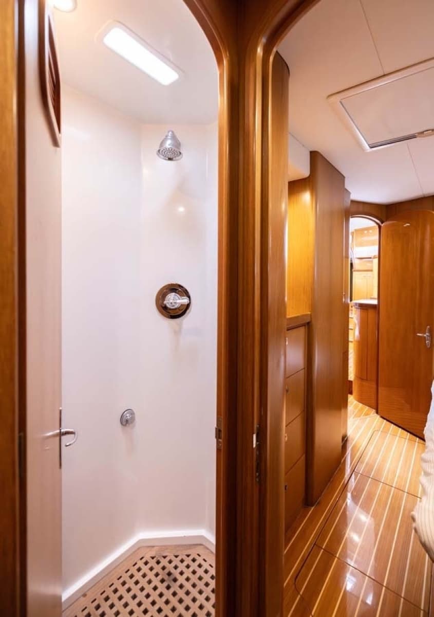 Guest Stateroom Head