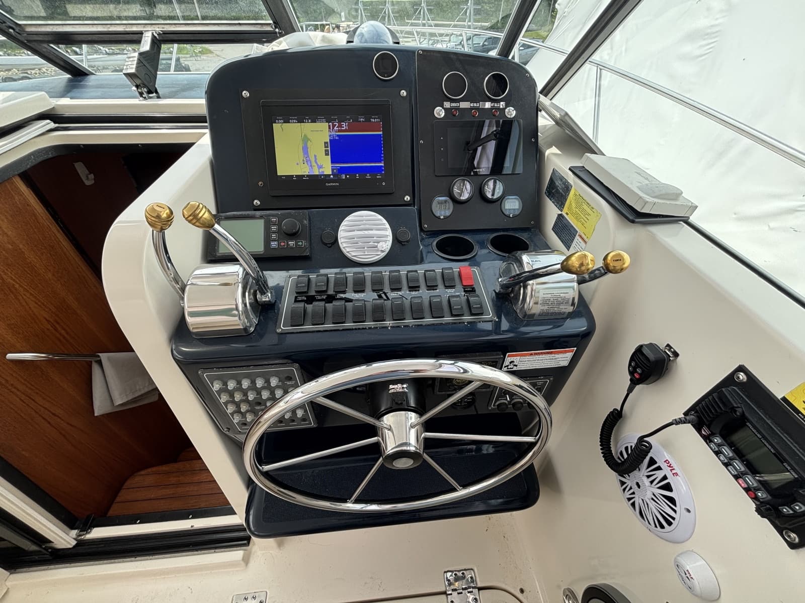 1998 Tiara Yachts 3500 Open