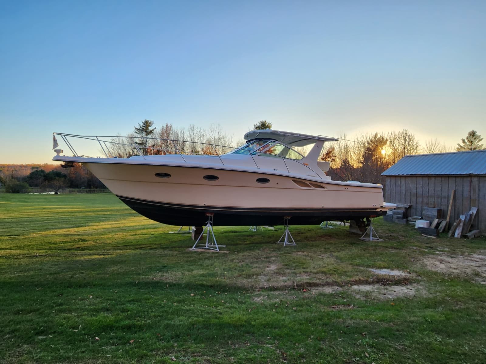 1998 Tiara Yachts 3500 Open