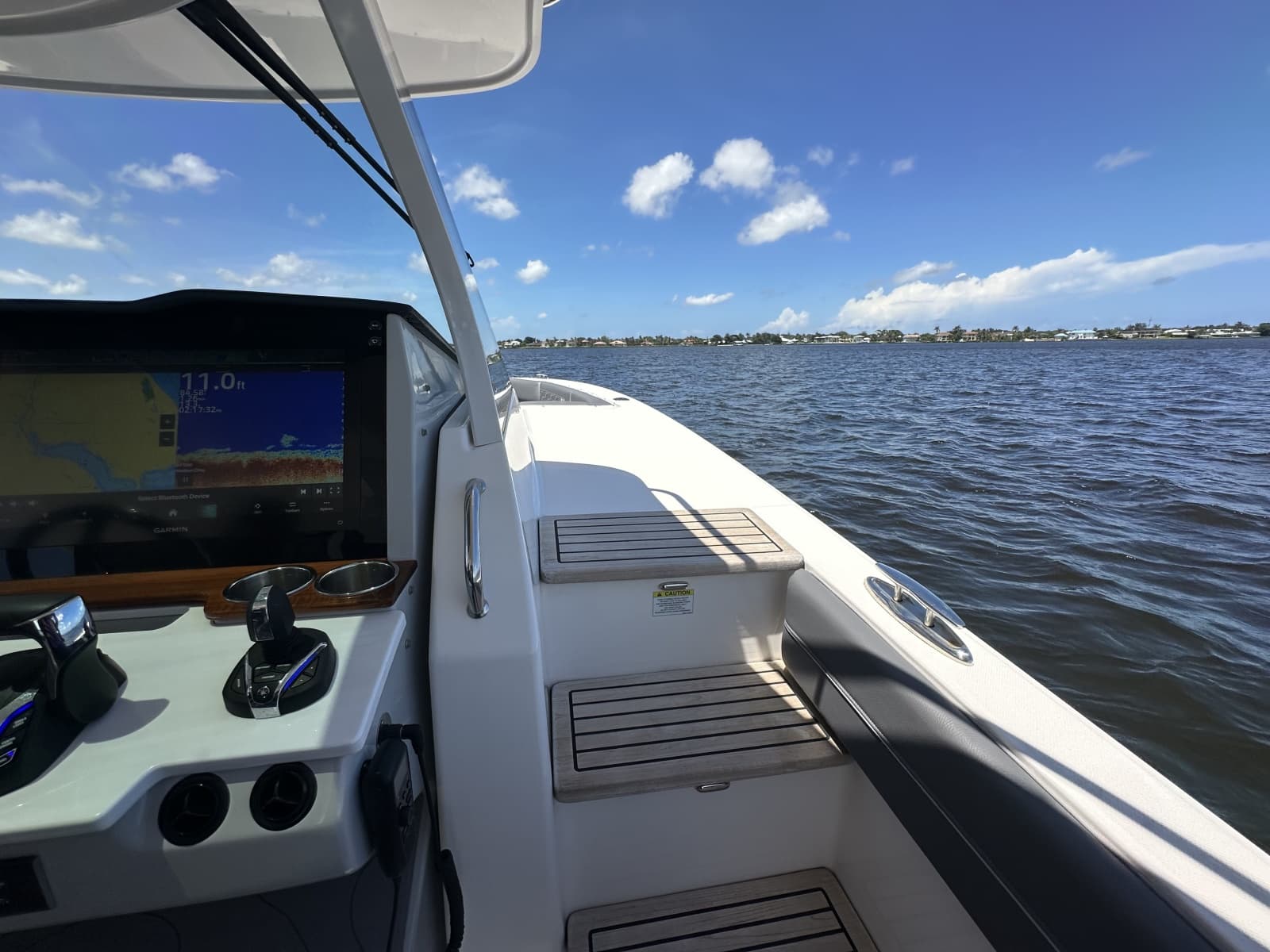 2025 Regal 38 SAV