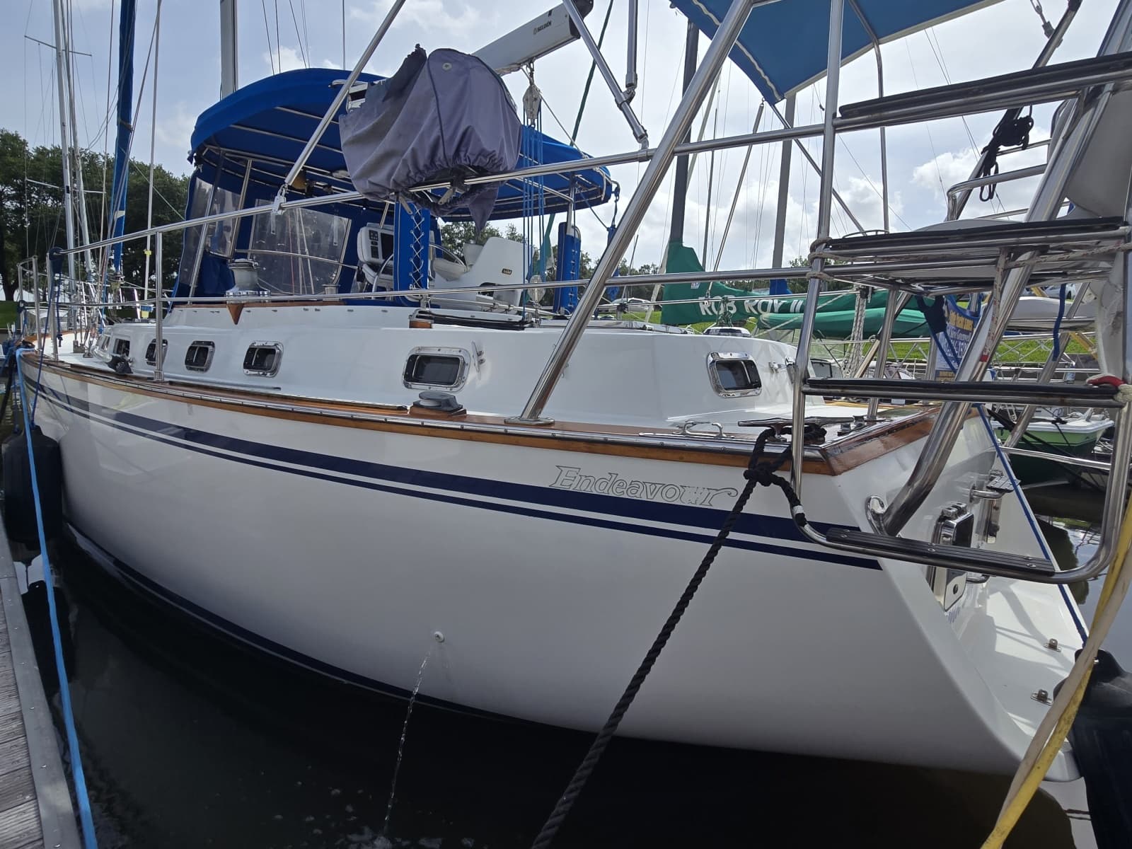 1990 Endeavour 