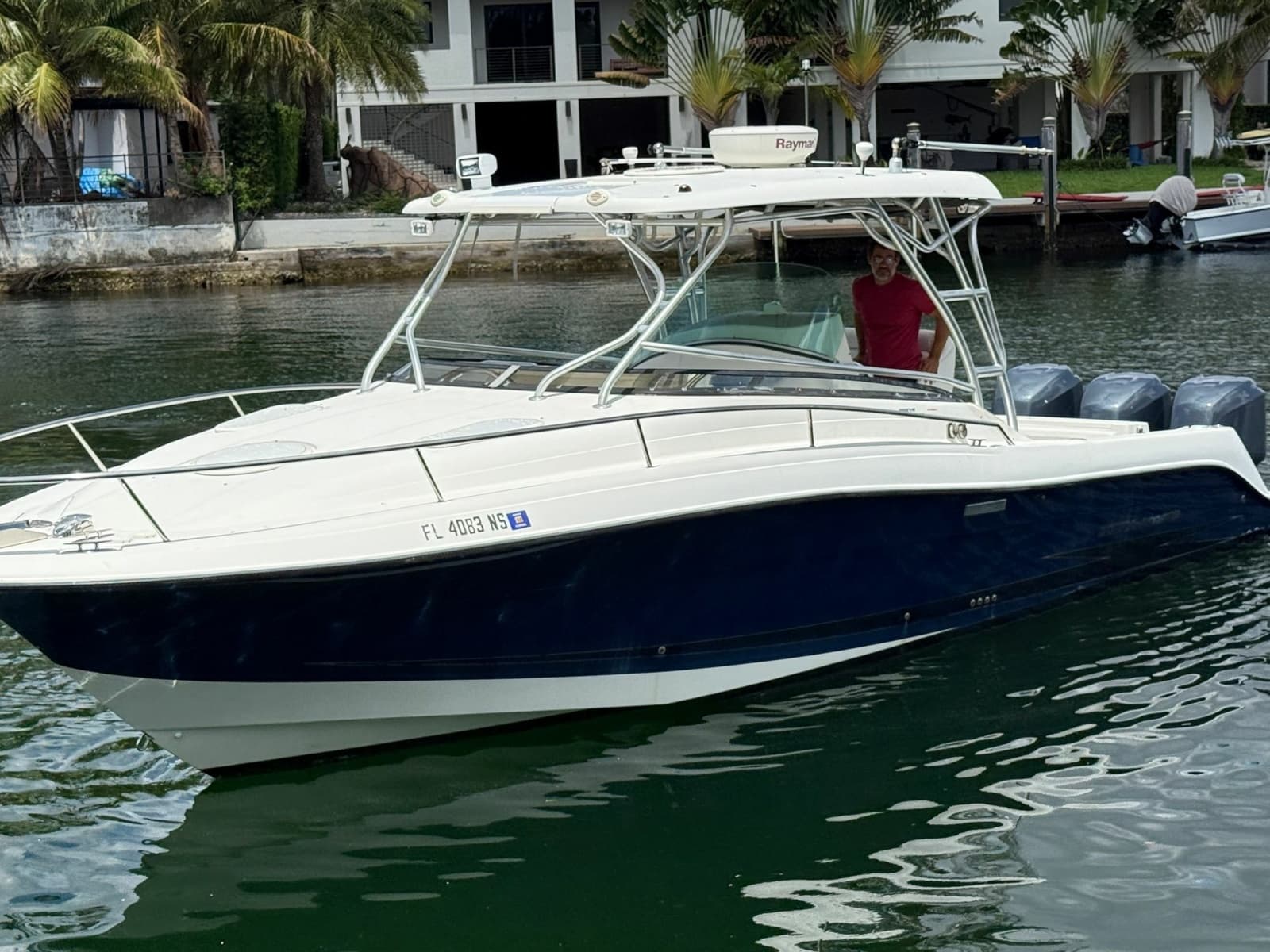2005 Hydra-Sports 3300 VX