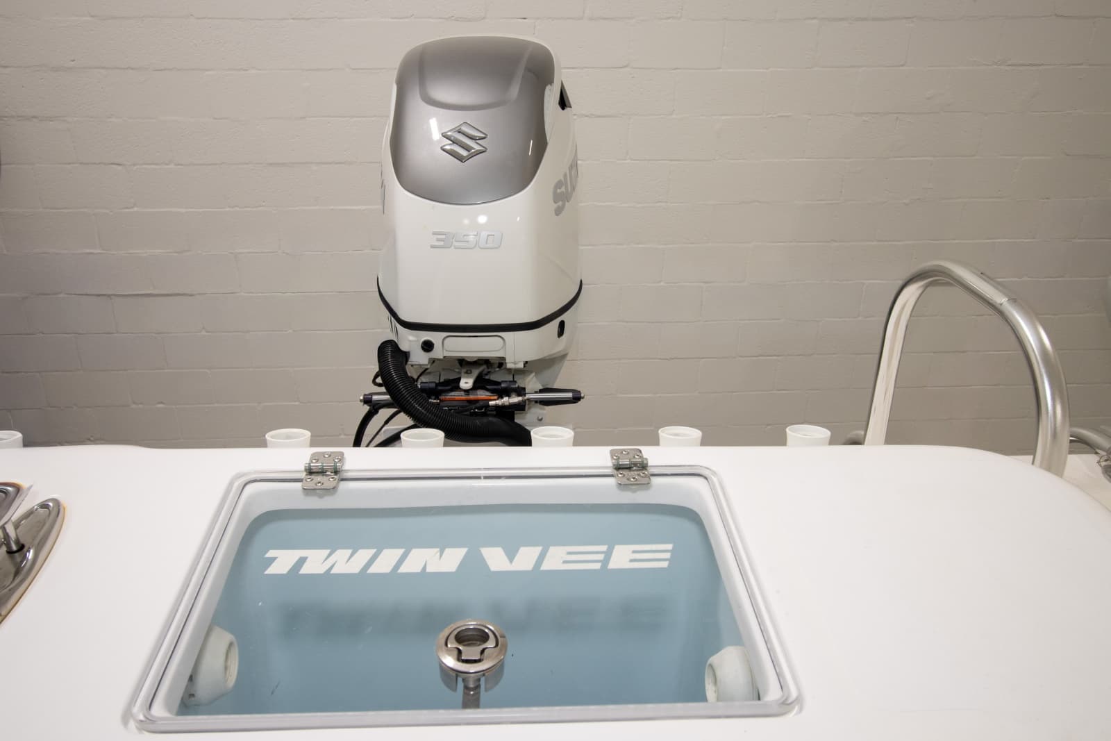 2023 Twin Vee 340 GFX