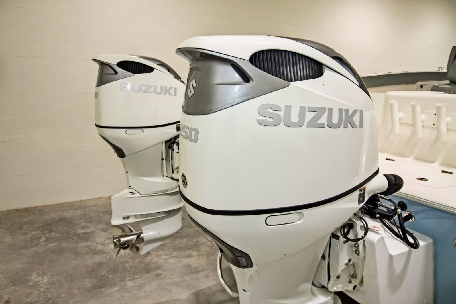 2023 Twin Vee 340 GFX
