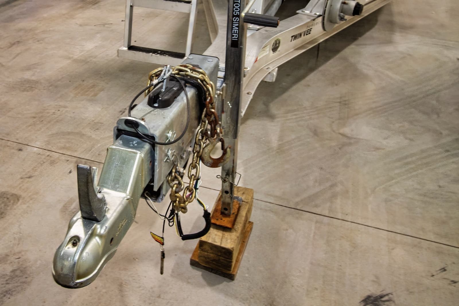 2023 Twin Vee 340 GFX