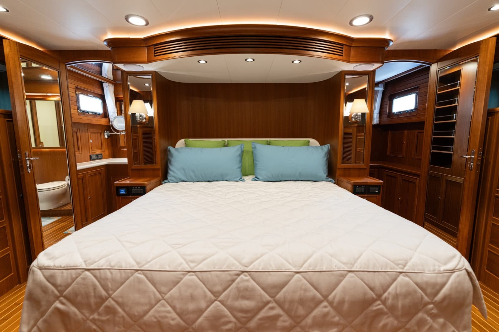 Master Stateroom Facing Aft