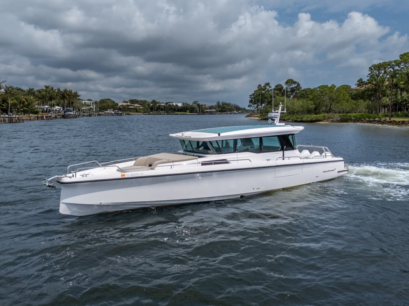 2024 Axopar 45 XC Cross Cabin