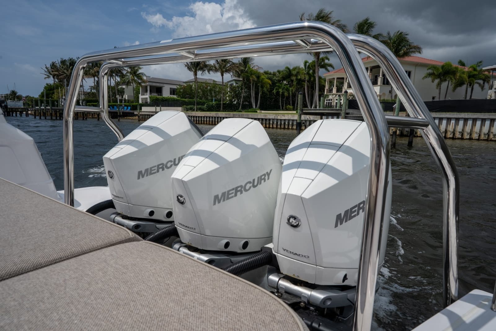 2024 Axopar 45 XC Cross Cabin