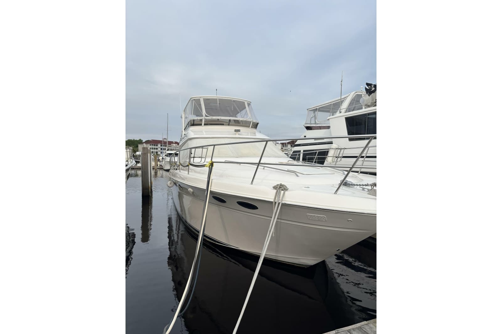 1999 Sea Ray 480 Sedan Bridge