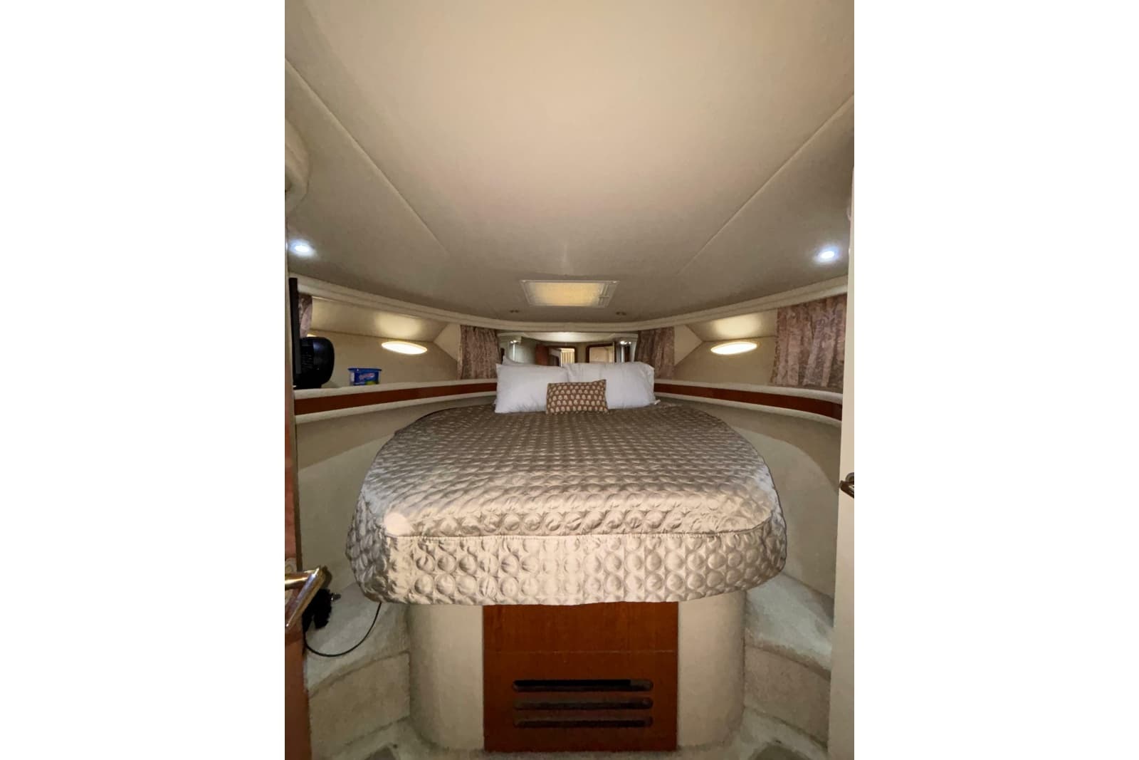 1999 Sea Ray 480 Sedan Bridge