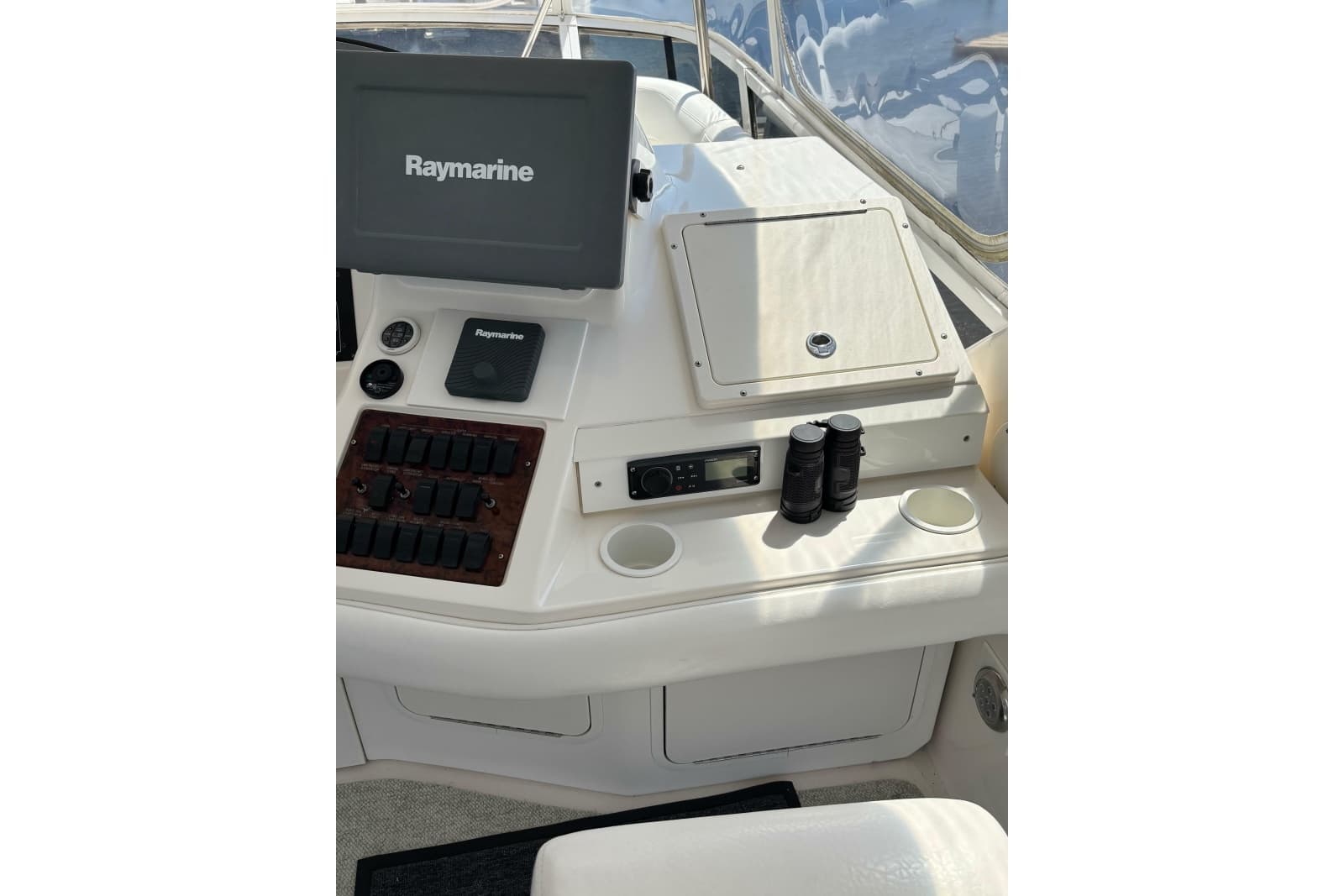 1999 Sea Ray 480 Sedan Bridge