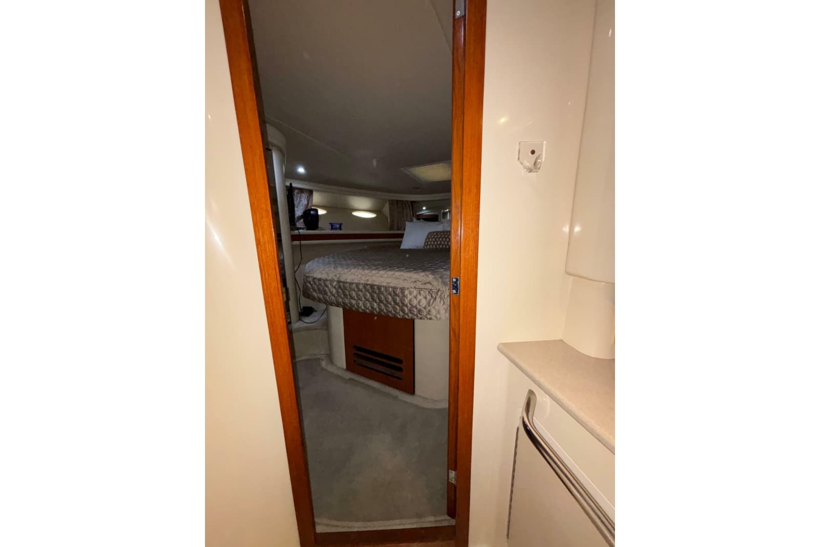 1999 Sea Ray 480 Sedan Bridge