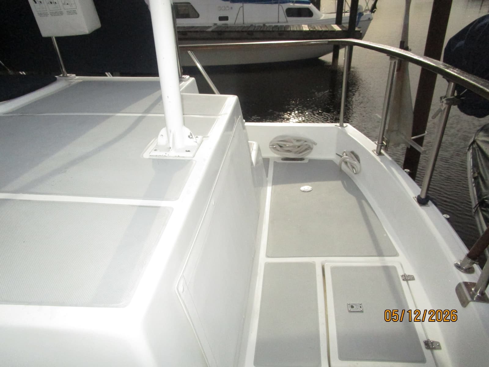36' Monk aftdeck starboard