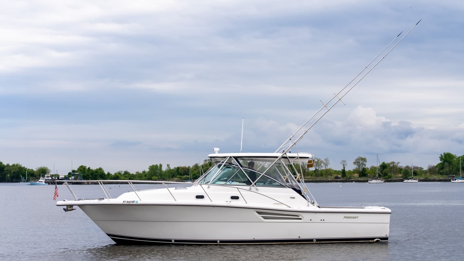 2003 Pursuit 3400 Express